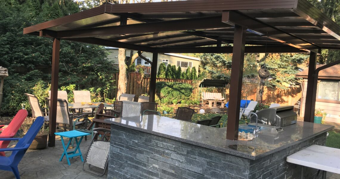 Outdoor Kitchen